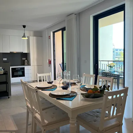 Appartement Gardens Side By Fhr Piscina, Parking