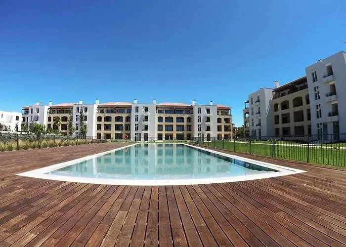 아파트 Gardens Side By Fhr Piscina, Parking *