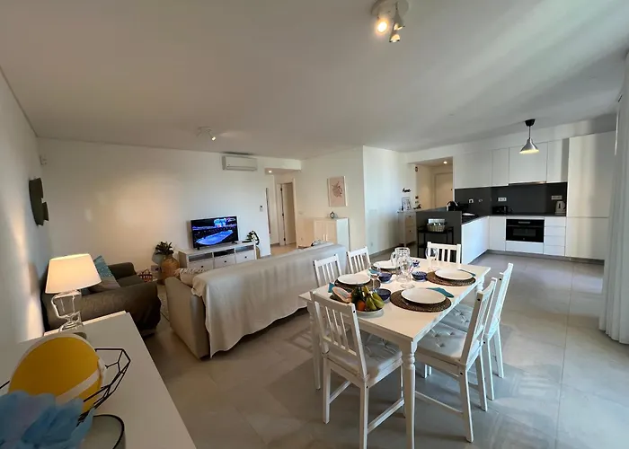 Gardens Side By Fhr Piscina, Parking דירה קווארטיירה